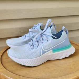 Nike React Infinity Run flyknit women's sneakers